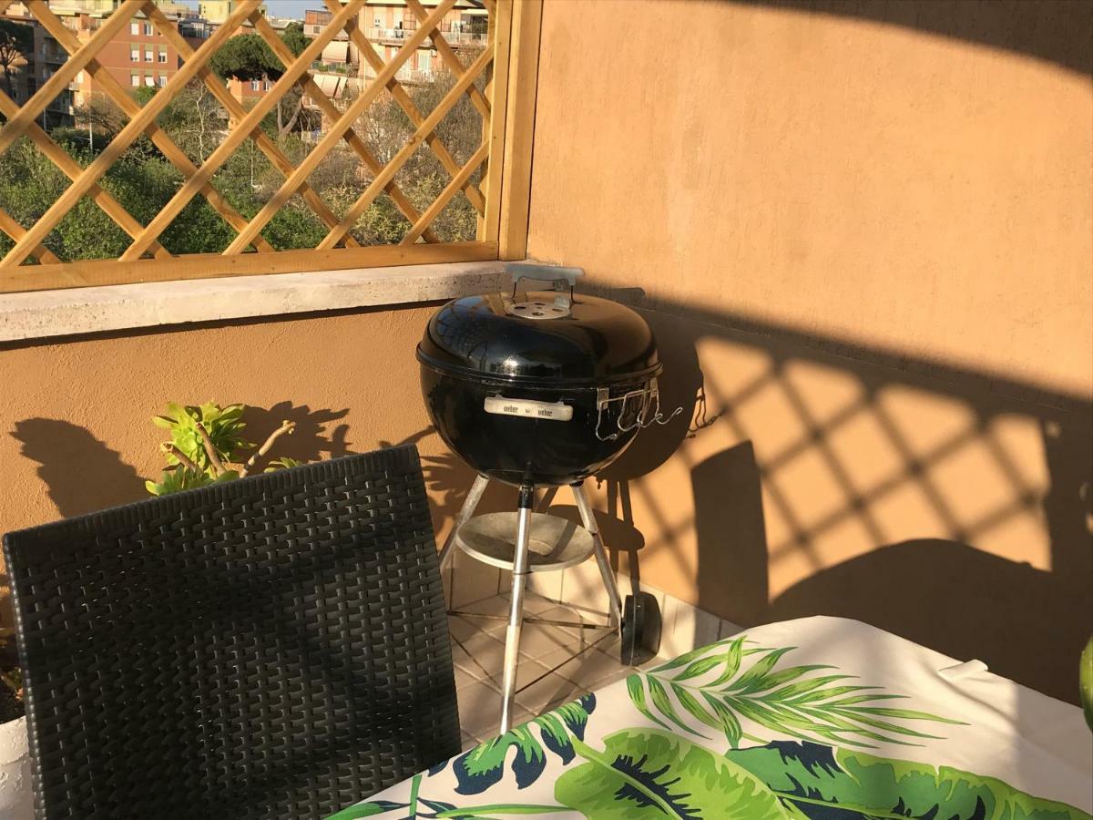 Rome On The Beach Apartment Lido di Ostia Bagian luar foto